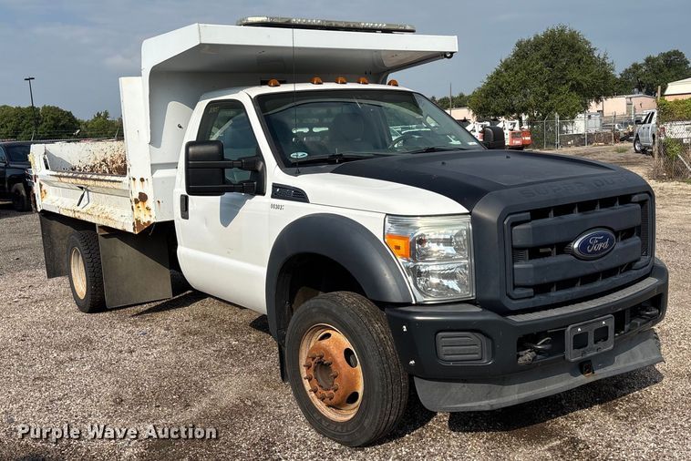image for item EN8446 2015 Ford F450 Super Duty dump truck