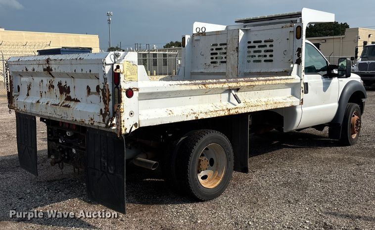 image for item EN8446 2015 Ford F450 Super Duty dump truck