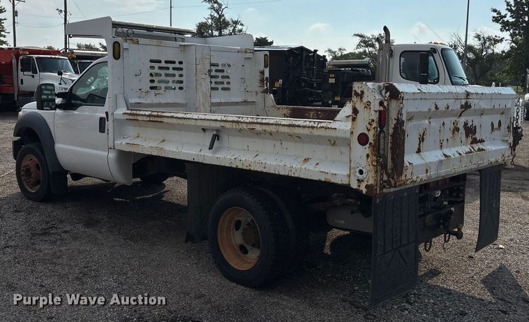 image for item EN8446 2015 Ford F450 Super Duty dump truck