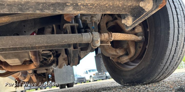 image for item EN8446 2015 Ford F450 Super Duty dump truck