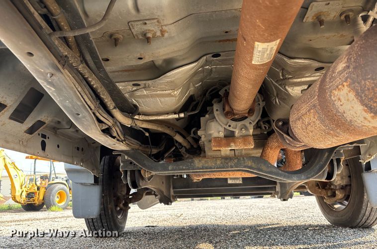 image for item EN8446 2015 Ford F450 Super Duty dump truck