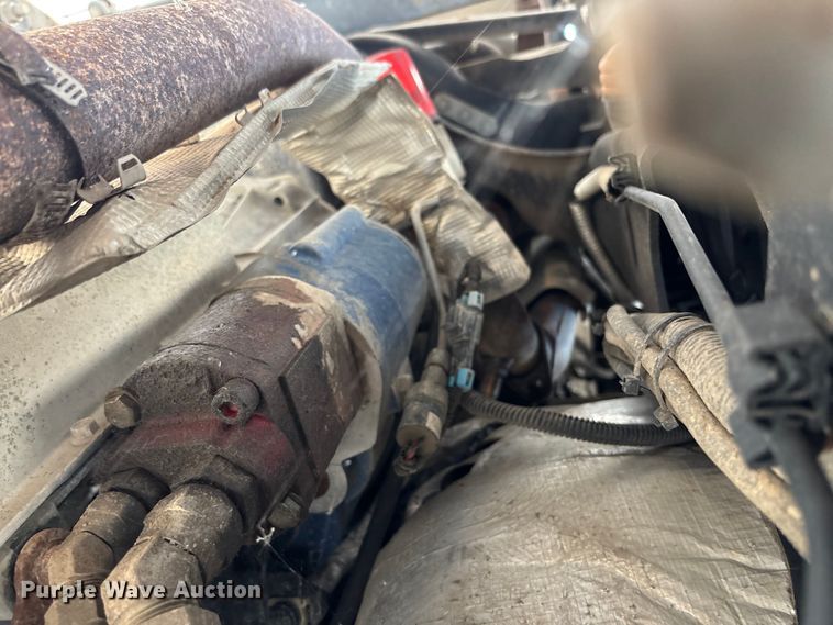 image for item EN8446 2015 Ford F450 Super Duty dump truck