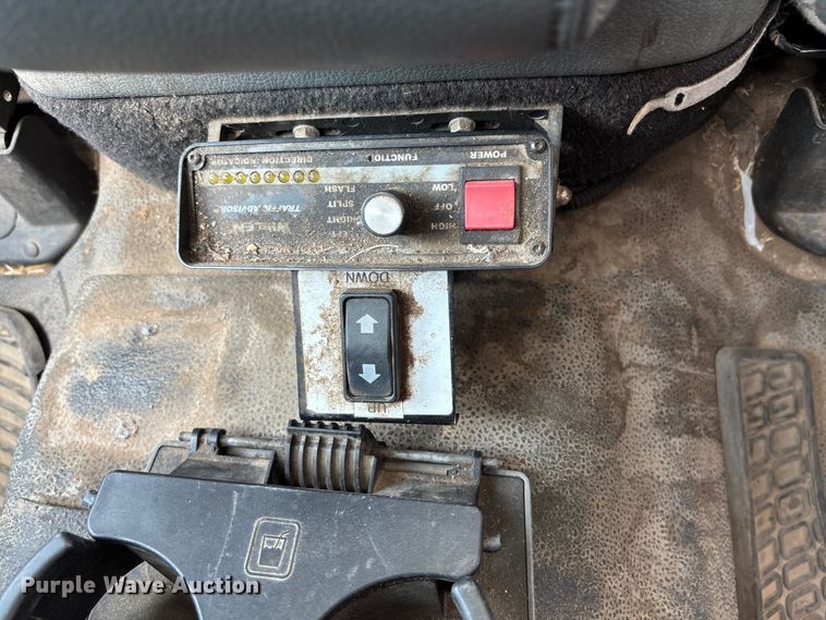 image for item EN8446 2015 Ford F450 Super Duty dump truck