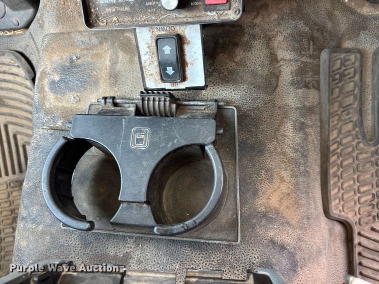 image for item EN8446 2015 Ford F450 Super Duty dump truck