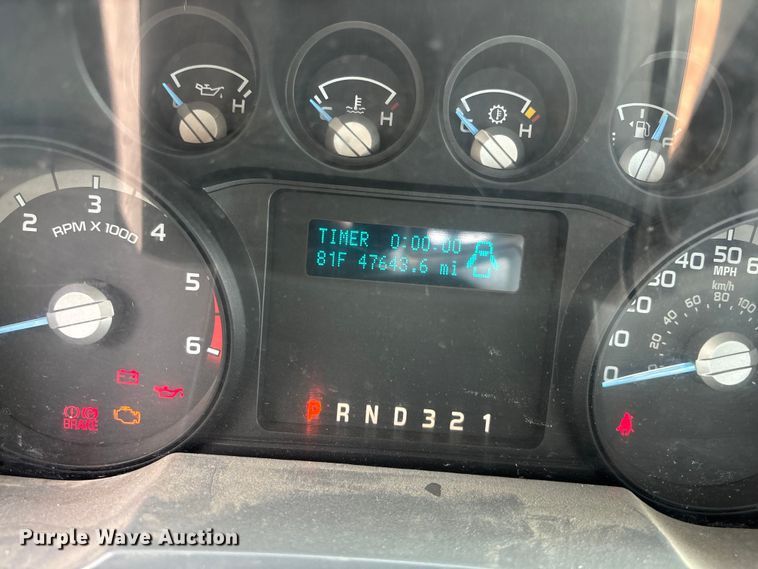 image for item EN8446 2015 Ford F450 Super Duty dump truck