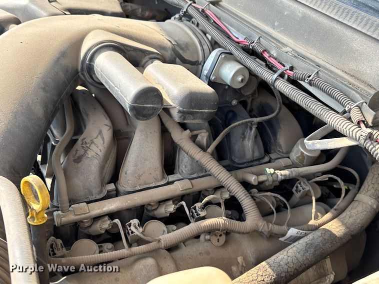 image for item EN8446 2015 Ford F450 Super Duty dump truck