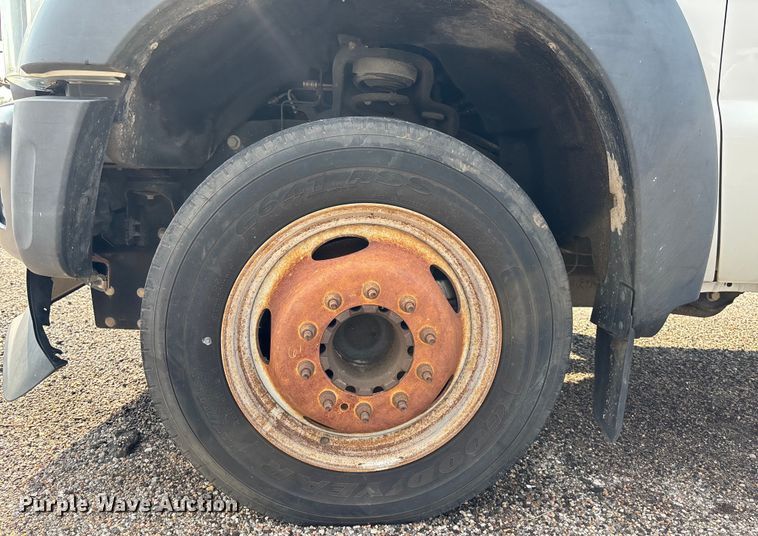 image for item EN8446 2015 Ford F450 Super Duty dump truck