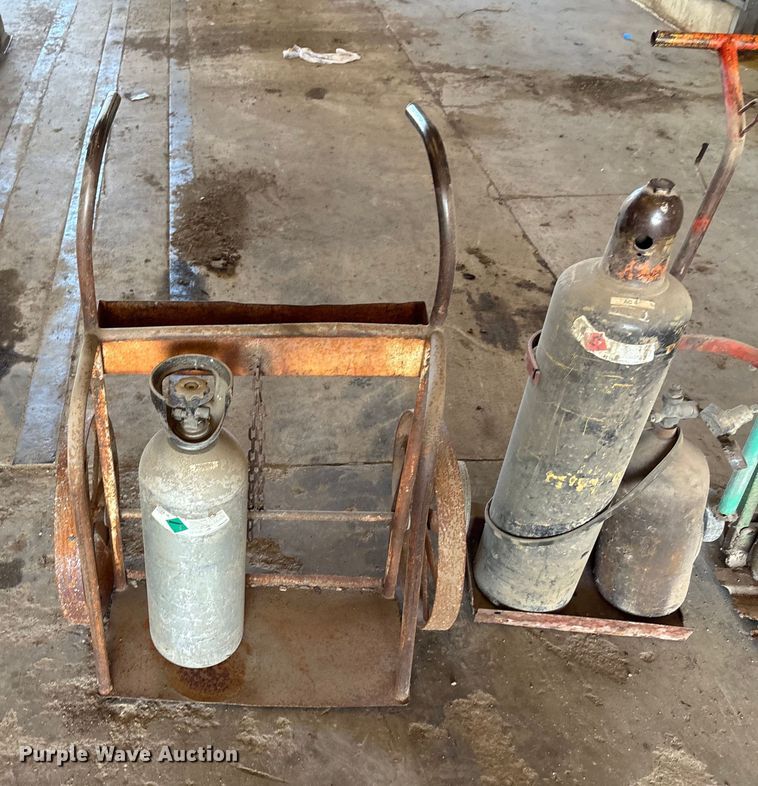 image for item EN8460 Tools