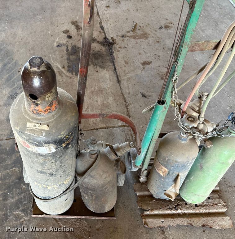 image for item EN8460 Tools