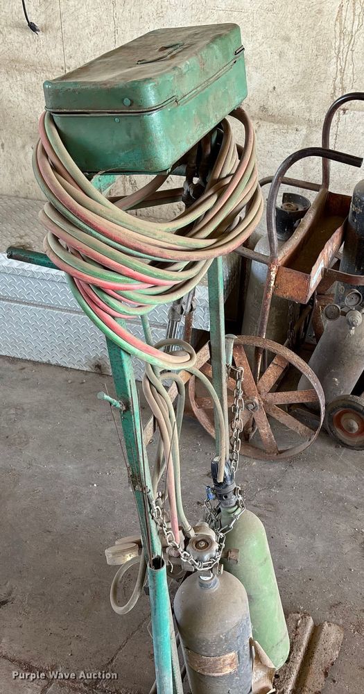 image for item EN8460 Tools