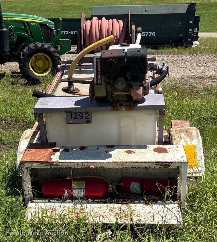 image for item EN8462 Tank trailer