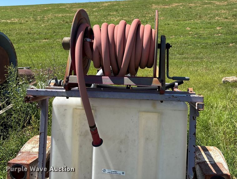 image for item EN8462 Tank trailer