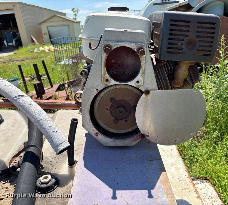 image for item EN8462 Tank trailer