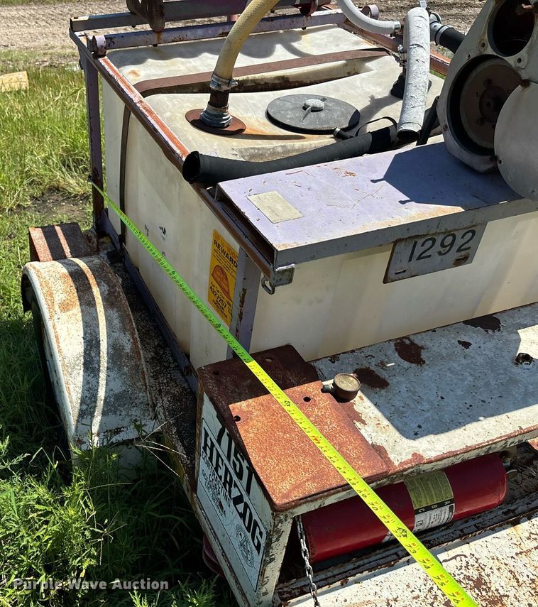 image for item EN8462 Tank trailer