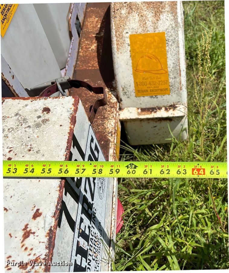 image for item EN8462 Tank trailer