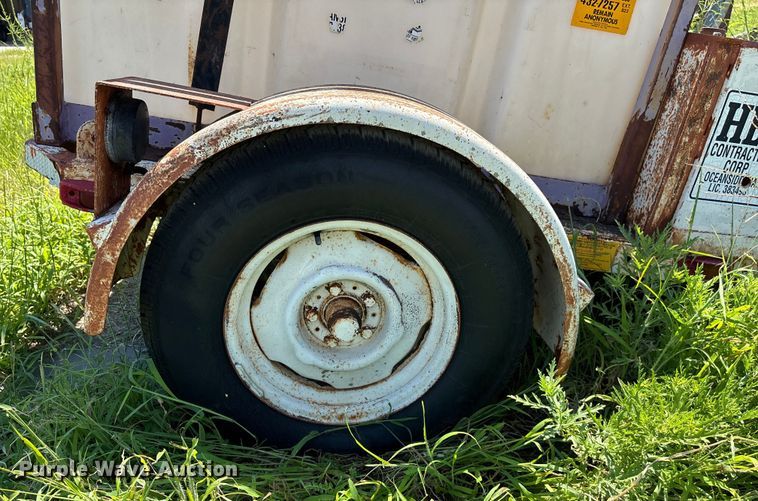 image for item EN8462 Tank trailer