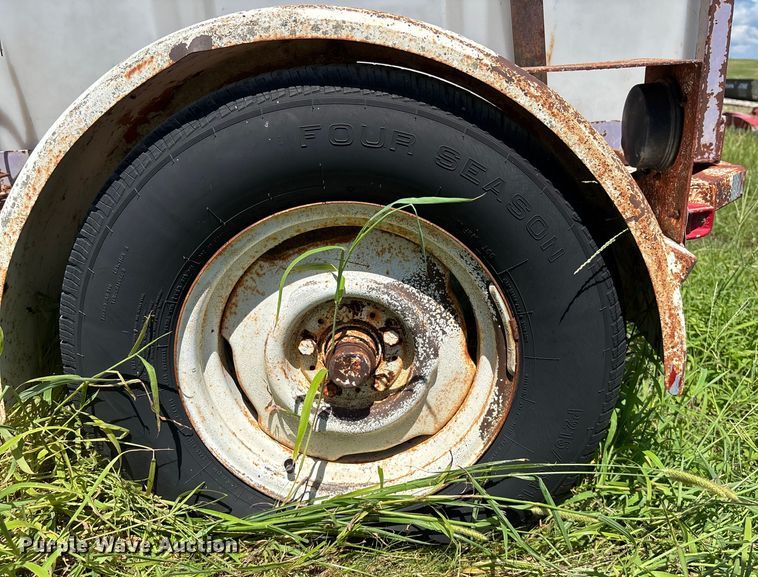 image for item EN8462 Tank trailer