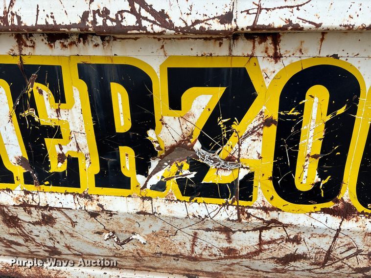 image for item EN8464 CM roll-off dumpster