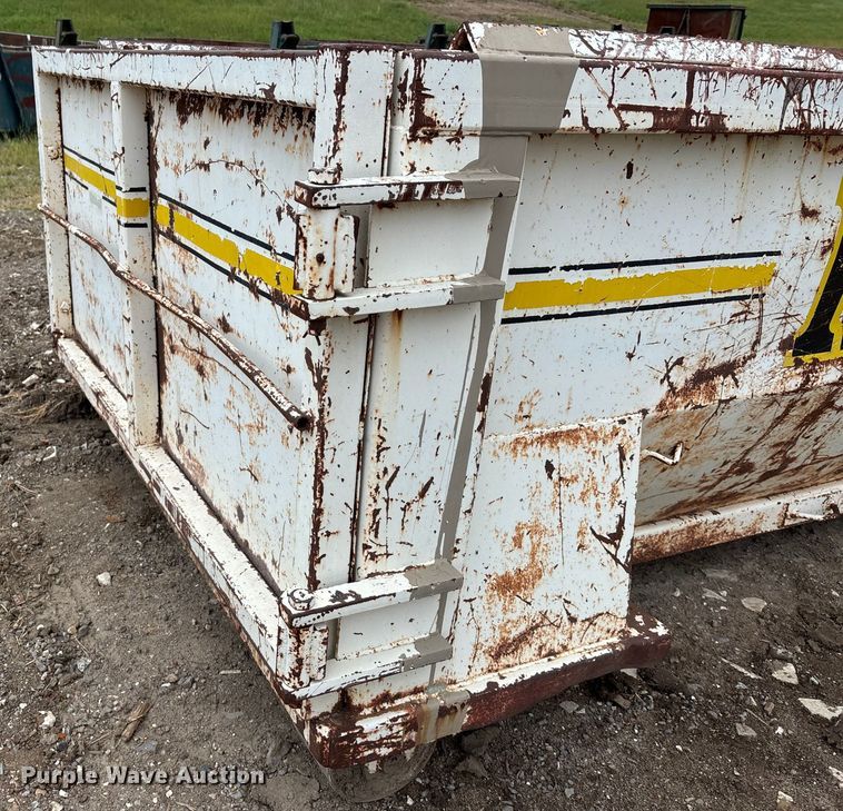 image for item EN8464 CM roll-off dumpster