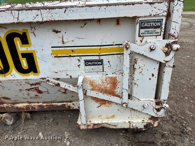 image for item EN8464 CM roll-off dumpster