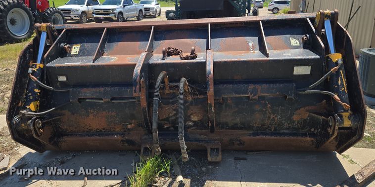 image for item EN8466 Caterpillar Four-in-one bucket