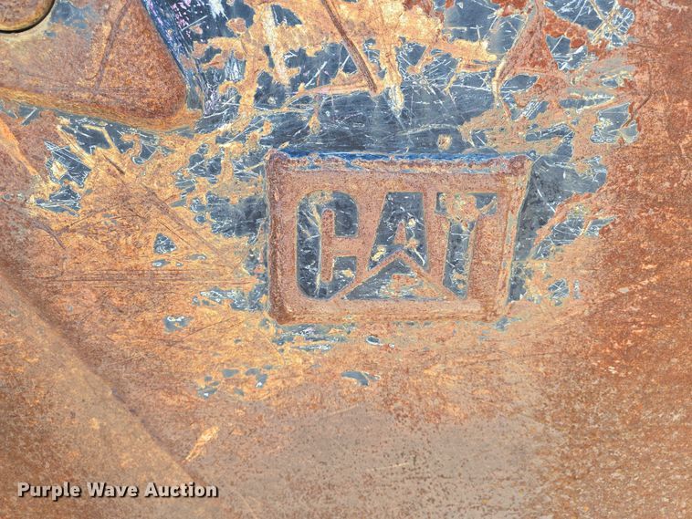 image for item EN8466 Caterpillar Four-in-one bucket