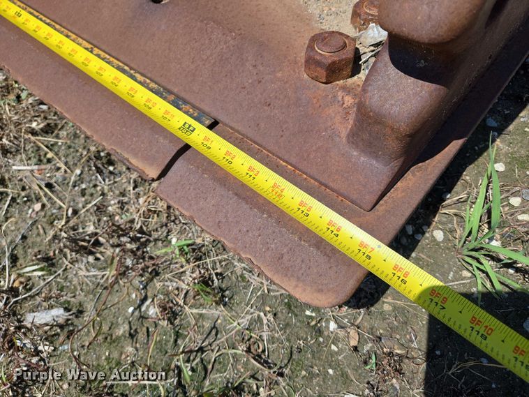 image for item EN8466 Caterpillar Four-in-one bucket