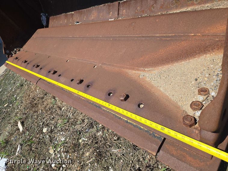 image for item EN8466 Caterpillar Four-in-one bucket