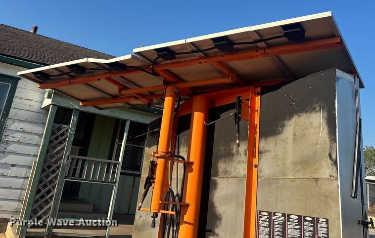 image for item EN8474 2003 Addco  message board trailer