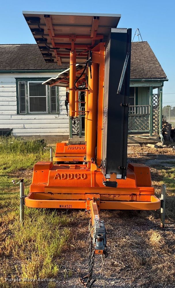 image for item EN8475 2003 Addco  message board trailer