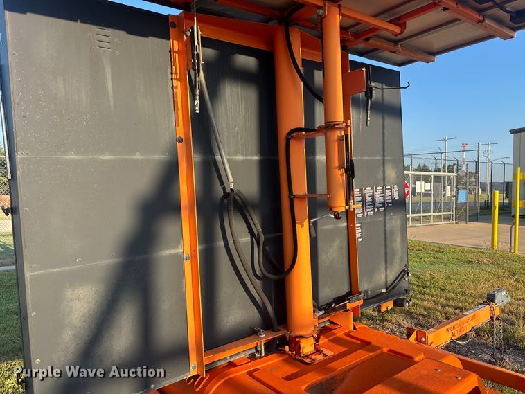 image for item EN8475 2003 Addco  message board trailer