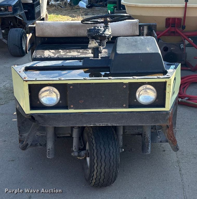 image for item EN8477 1987 Cushman Turf Truckster utility vehicle