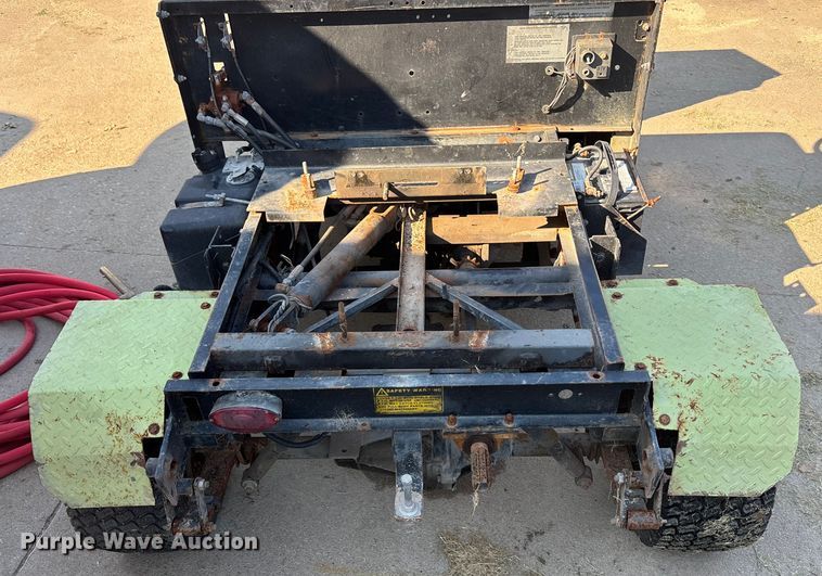 image for item EN8477 1987 Cushman Turf Truckster utility vehicle