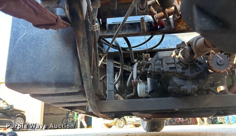 image for item EN8477 1987 Cushman Turf Truckster utility vehicle