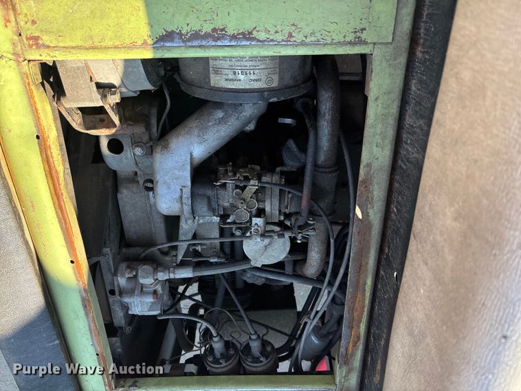 image for item EN8477 1987 Cushman Turf Truckster utility vehicle