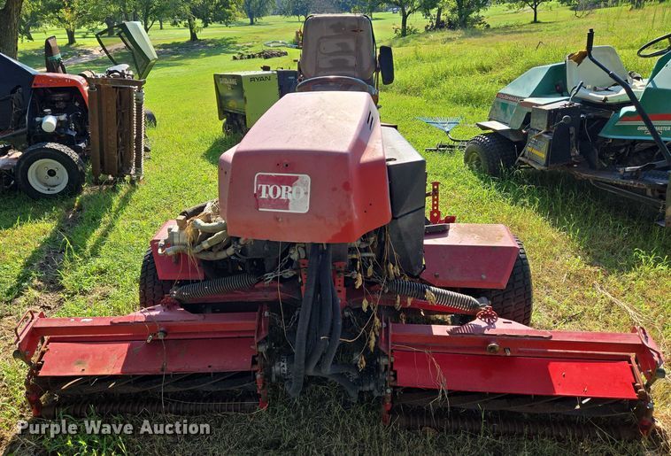 image for item EN8480 Toro Reelmaster 2600D reel mower