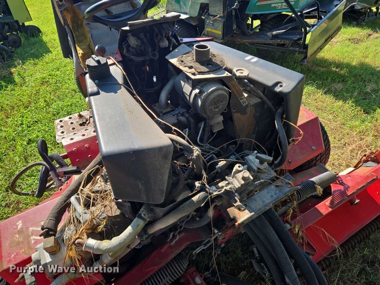 image for item EN8480 Toro Reelmaster 2600D reel mower