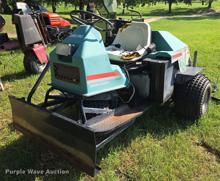 image for item EN8484 Cushman Groom Master field groomer