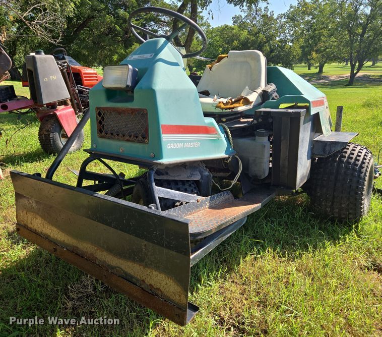 image for item EN8484 Cushman Groom Master field groomer