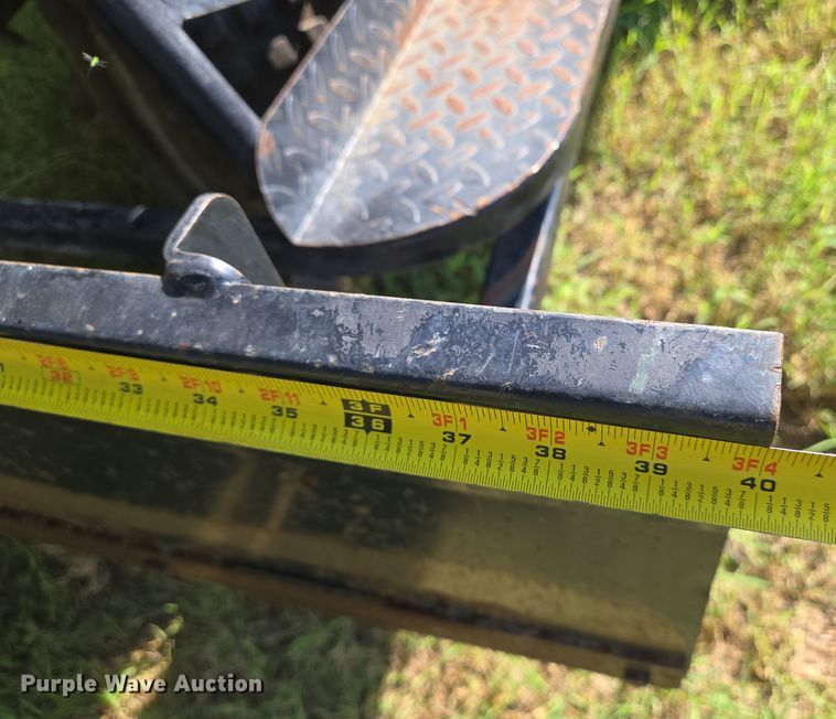 image for item EN8484 Cushman Groom Master field groomer