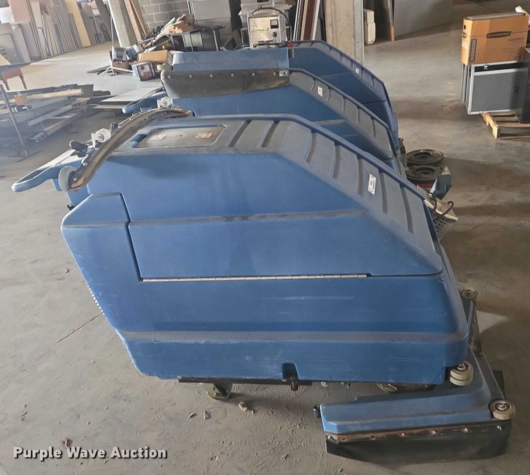 image for item EN8493 (3)  Bluestar floor scrubbers