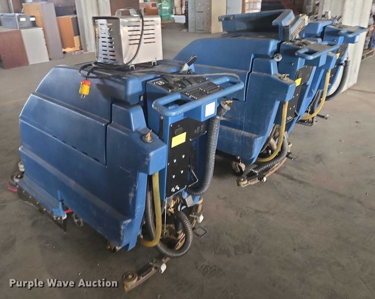 image for item EN8493 (3)  Bluestar floor scrubbers