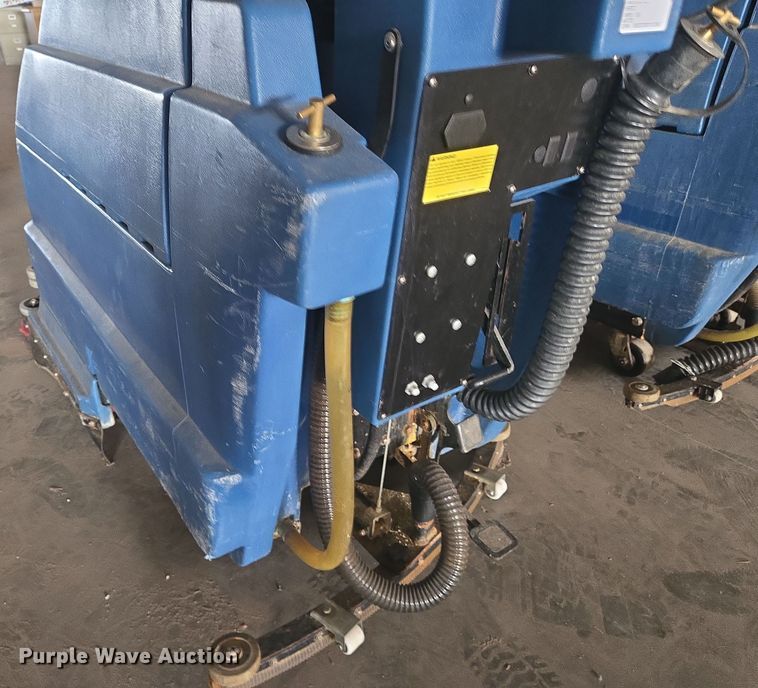 image for item EN8493 (3)  Bluestar floor scrubbers