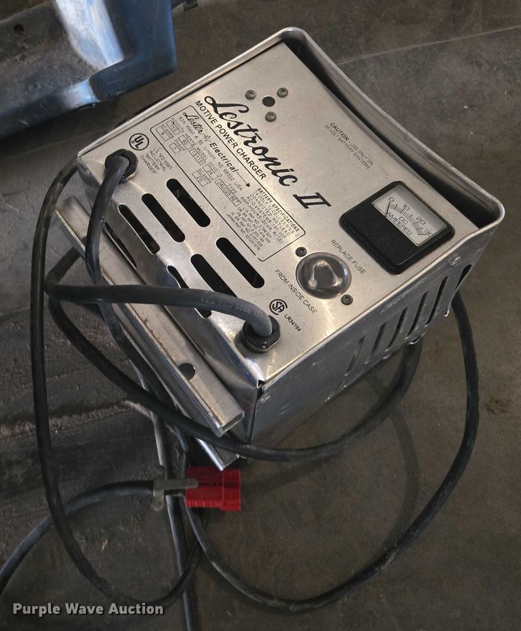 image for item EN8493 (3)  Bluestar floor scrubbers