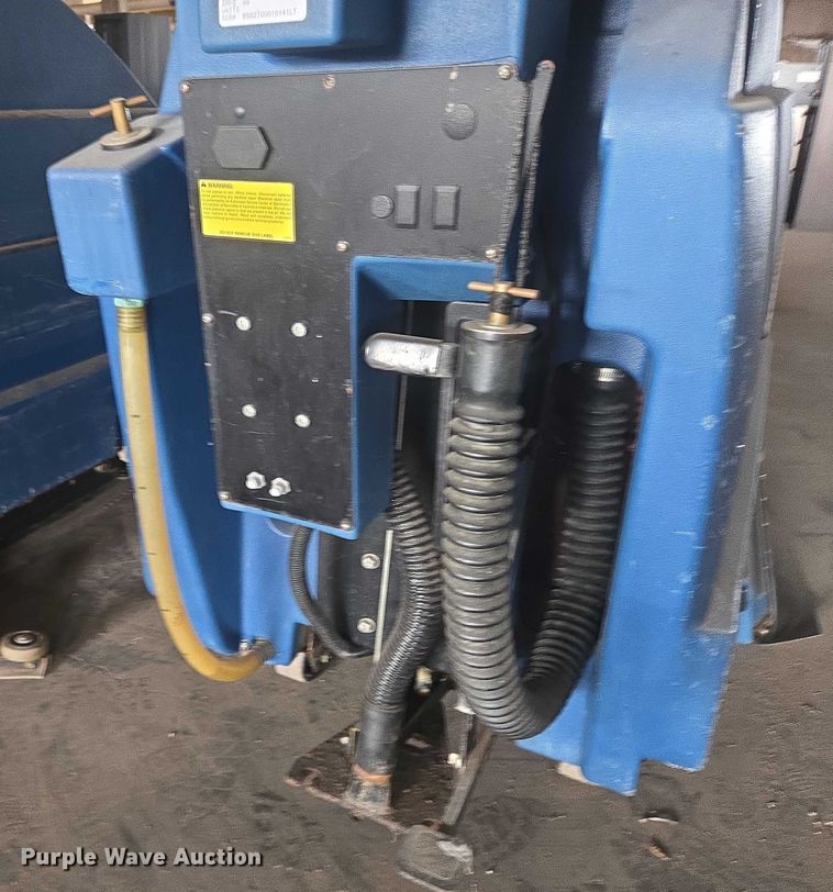 image for item EN8493 (3)  Bluestar floor scrubbers