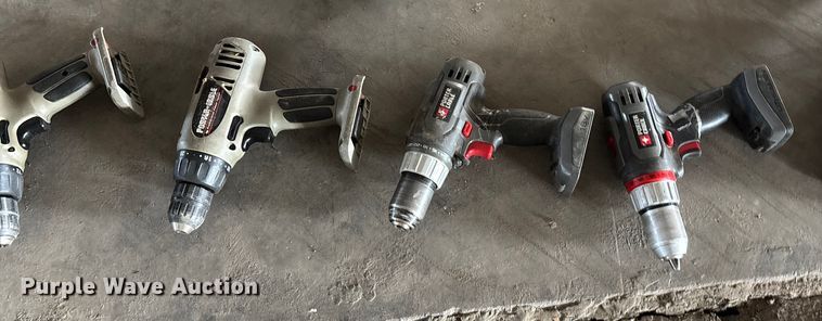 image for item EN8499 DeWalt DG2900 generator