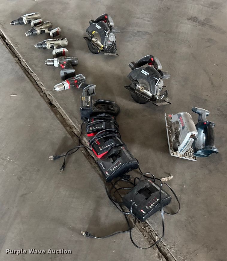 image for item EN8499 DeWalt DG2900 generator