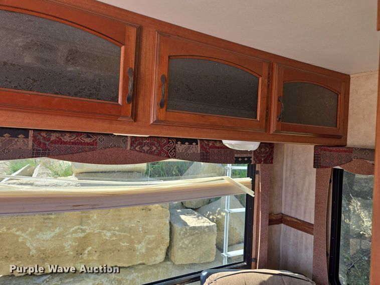 image for item DE2208 2012 Dutchmen 265RL camper