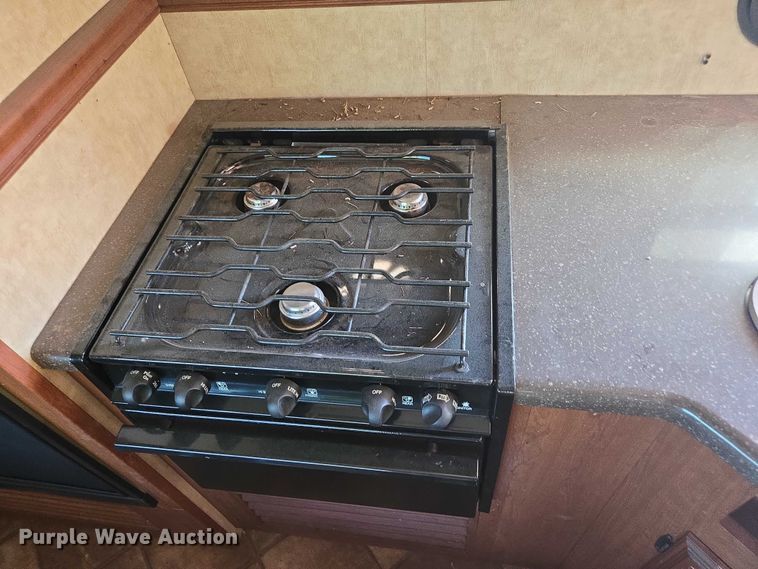 image for item DE2208 2012 Dutchmen 265RL camper