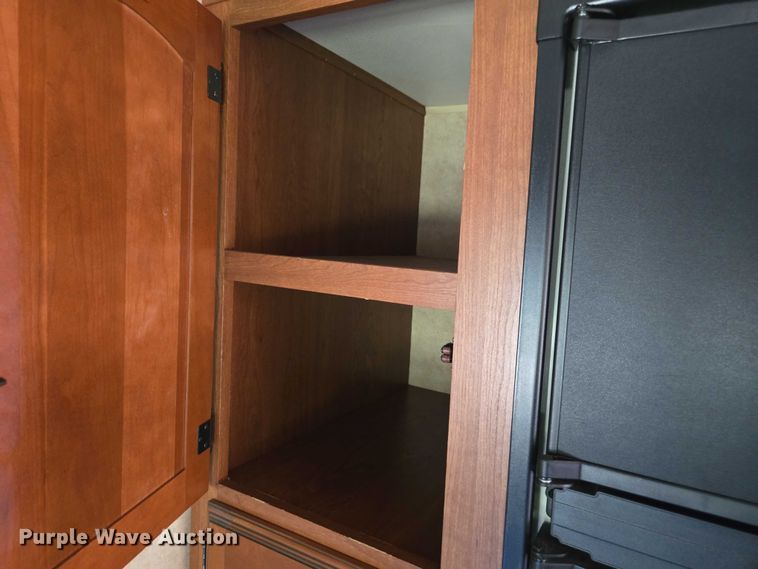 image for item DE2208 2012 Dutchmen 265RL camper